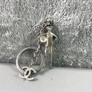 CHANEL Coco Mademoiselle Silver Key Ring Holder/Bag Charm Missing Pearl